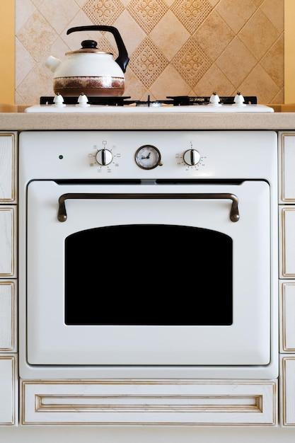 How Do I Know When My Hotpoint Oven Is Preheated 