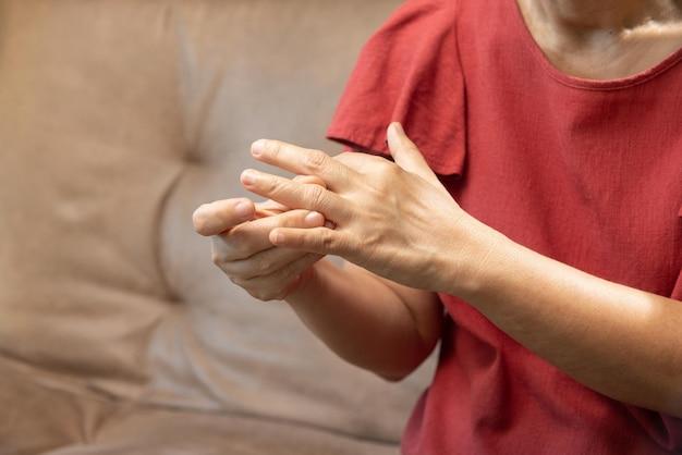  Pain Under Fingernail When Pressed Home Remedies 