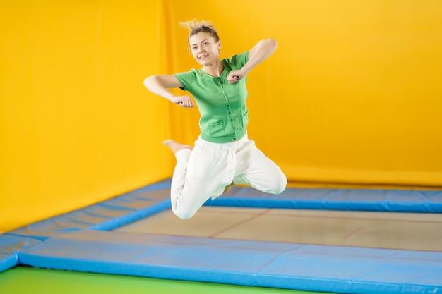 Should you bounce on a wet trampoline? 