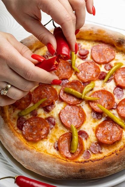 Should You Cook Pepperoni Before Putting On Pizza 