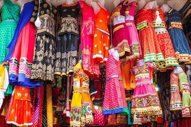 Which city is famous for textile industry in India? 
