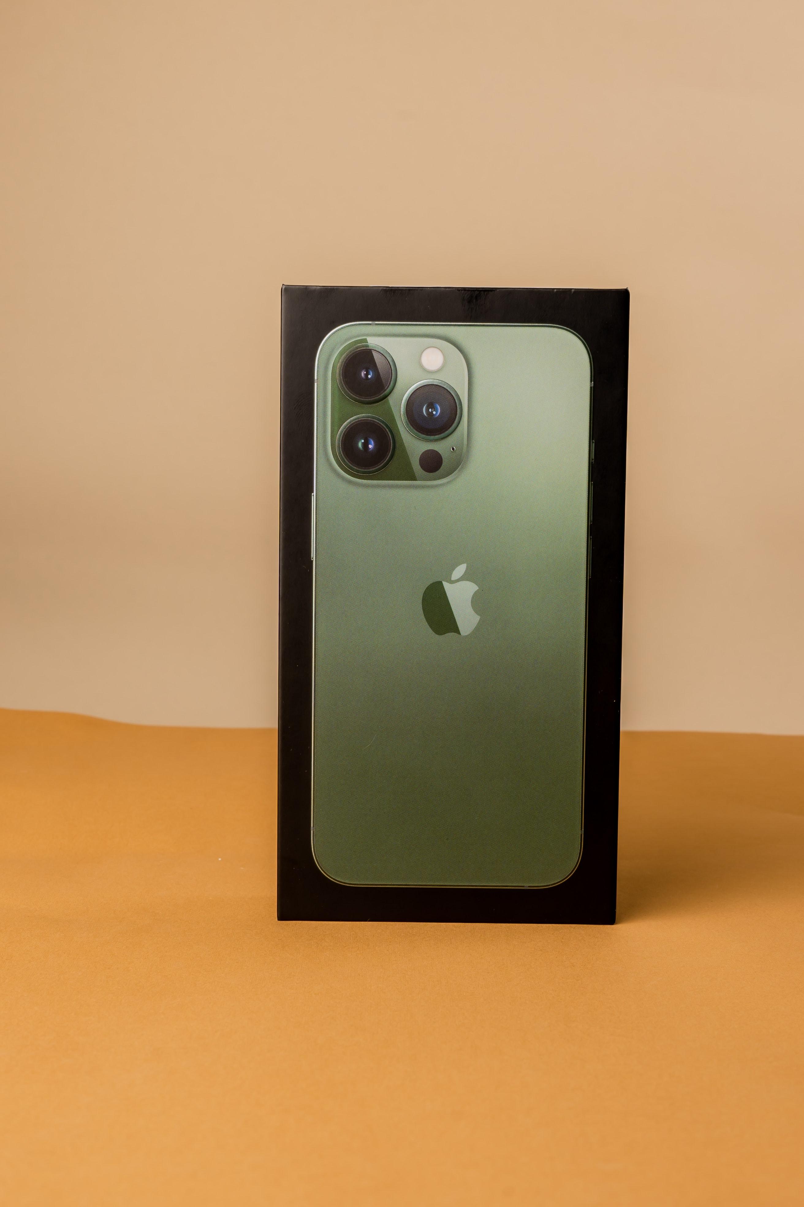  What Are The Apple Stickers For In The Iphone Box 