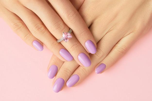  What Color Nails Go With A Lavender Dress 