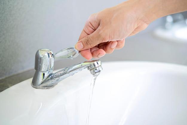  When To Stop Dripping Faucets 